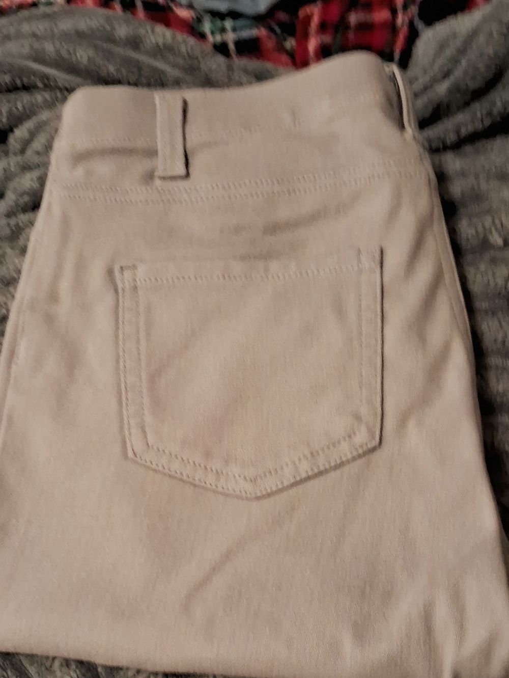 Faded Glory Light Gray Scoop Neck Top